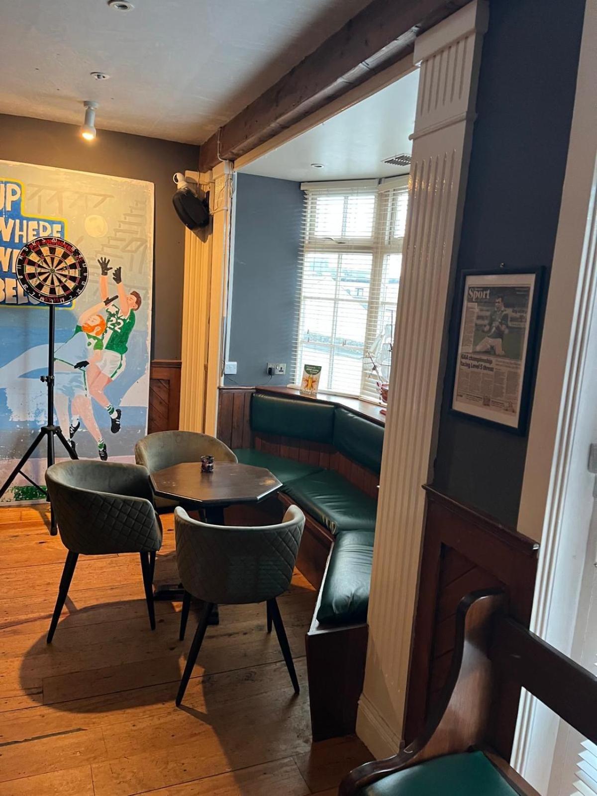 The Coach House Inn Moycullen Kültér fotó